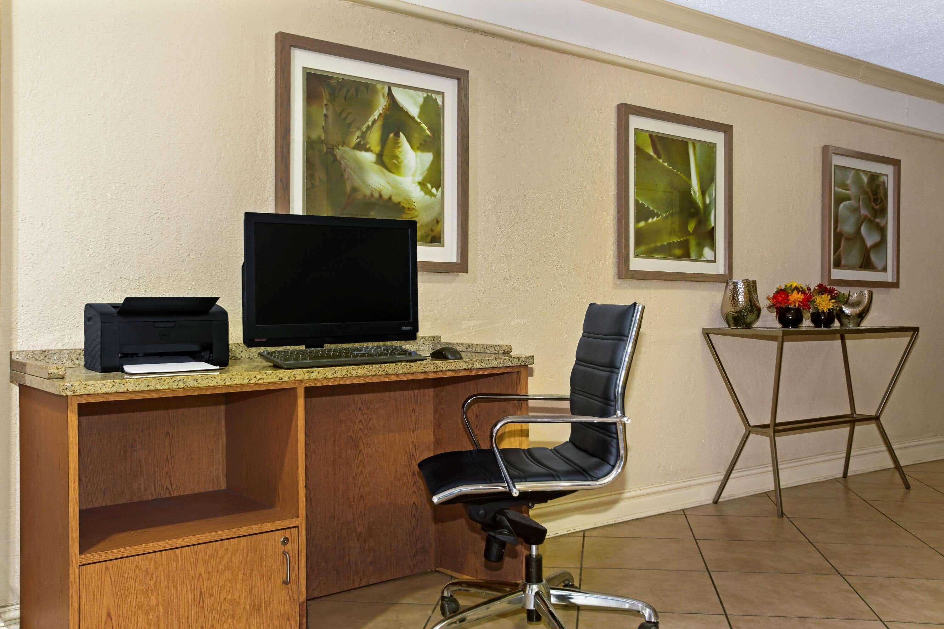 La Quinta Inn By Wyndham Killeen - Fort Hood Екстер'єр фото